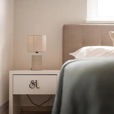 Serenata & Vandrerhjem *