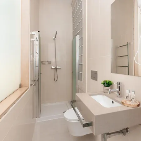 Vandrerhjem Serenata &