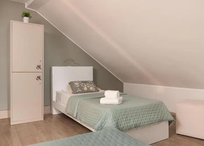 Hostel Serenata & Coimbra