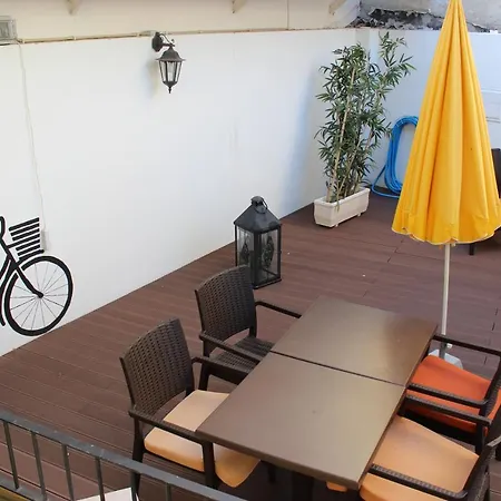 Hostel Serenata &