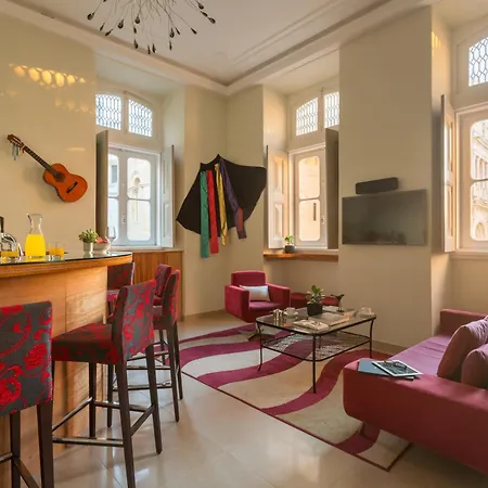 Serenata Hotel&hostel Ostello