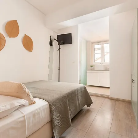 Serenata Hotel&hostel Ostello Coimbra